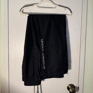 Vintage Men’s Under Armour Track Pants, Black XS